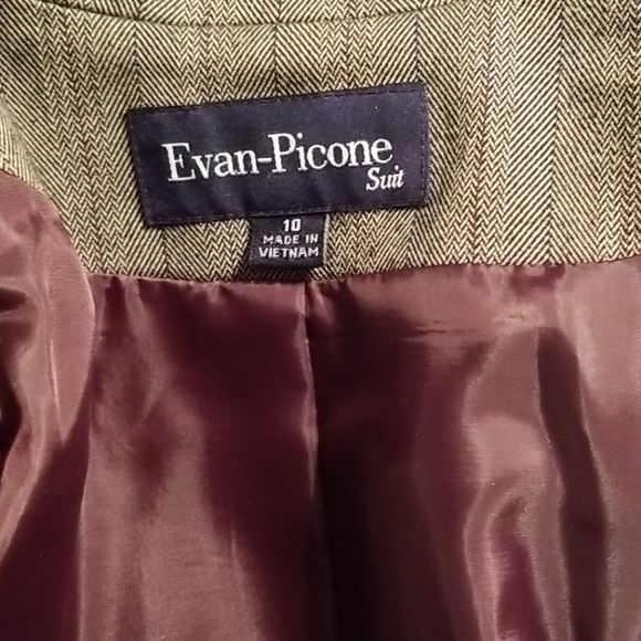 Evan Picone Pantsuit - Picture 6 of 7